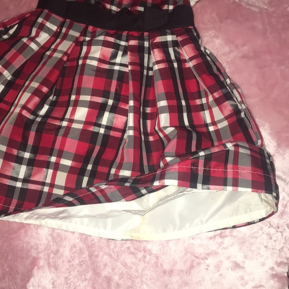 Carter’s - Picture 4 of 4